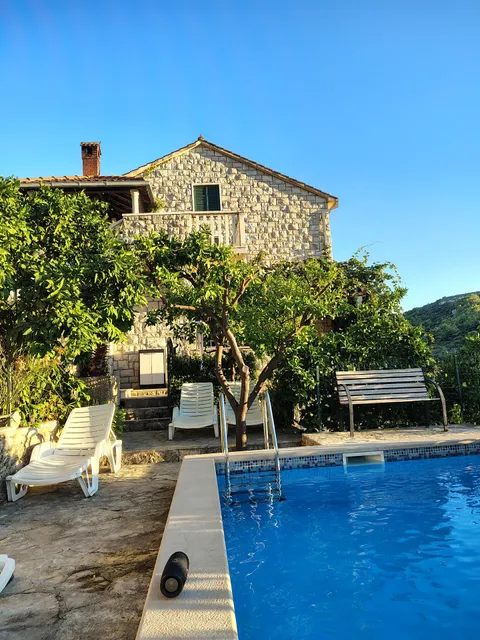 Apartments Kate Postira