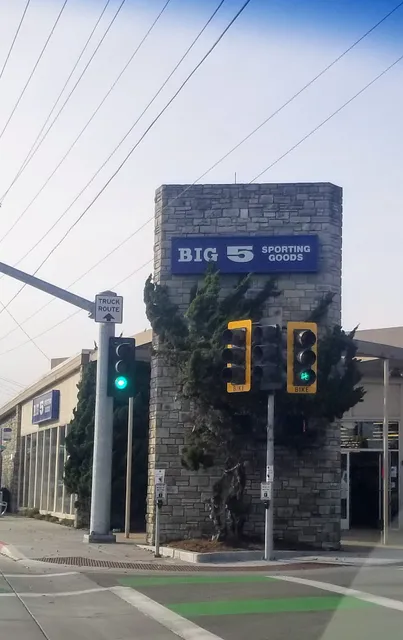 Big 5 Sporting Goods