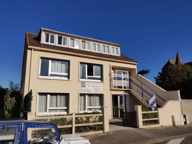 The Marine Center, Normandy teaching League