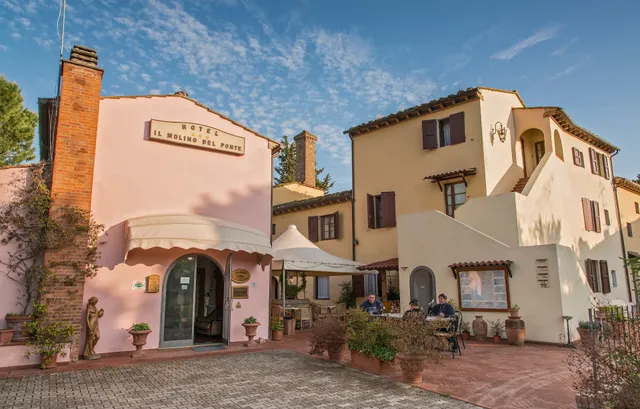 Hotel Molino del Ponte - Motorradhotel Tuscany