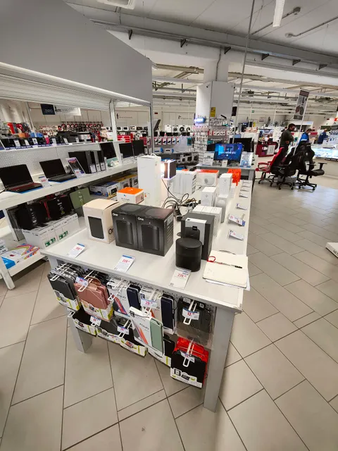 Centro Commerciale Cles