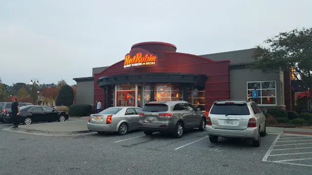 Red Robin Gourmet Burgers and Brews