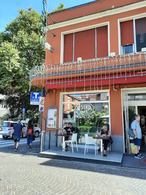 Astra Cafe di Urbinelli Fulvio