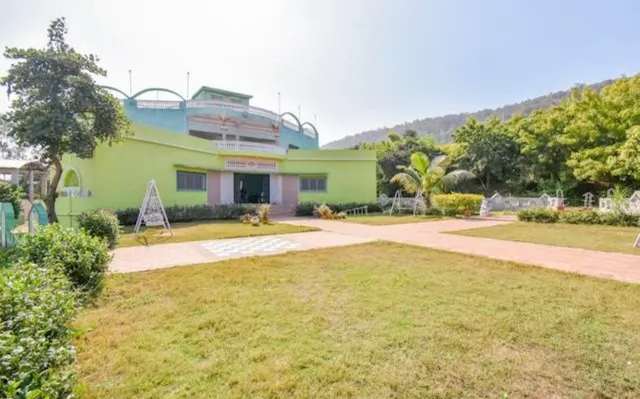 OYO 61590 Nisargayan