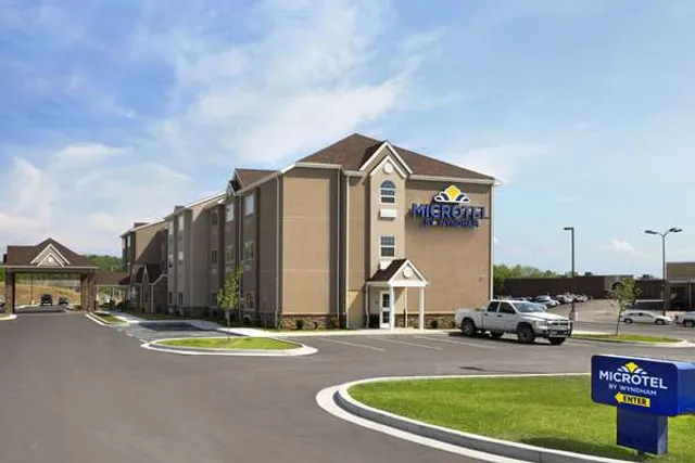 Microtel Inn & Suites by Wyndham Fairmont