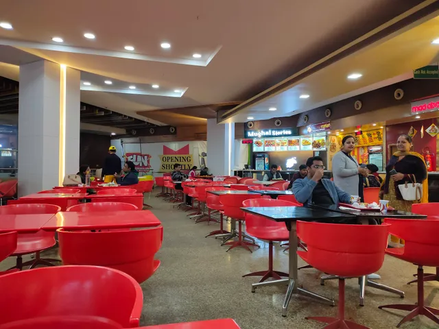 Food Court