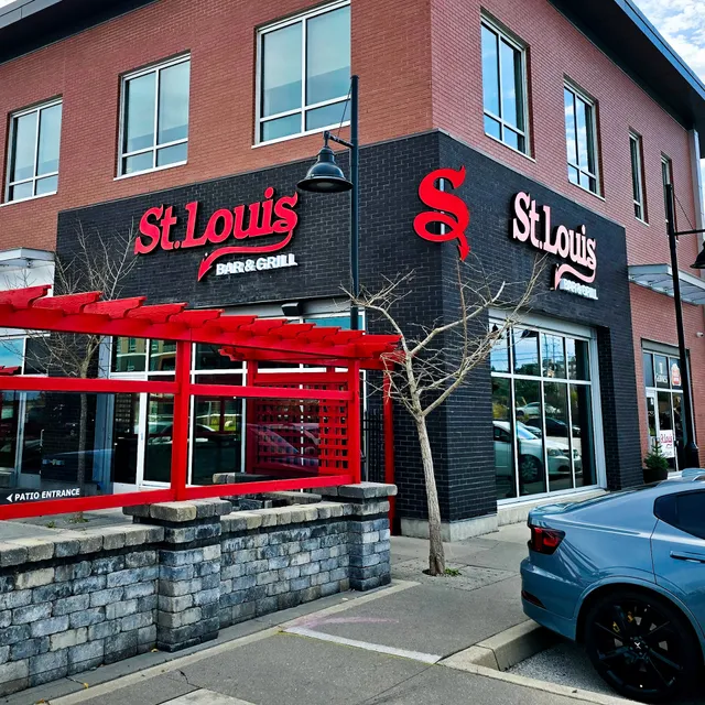 St. Louis Bar & Grill