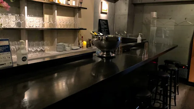 Vin Sauvage (ｳﾞｧﾝ･ｿｳﾞｧｰｼﾞｭ)