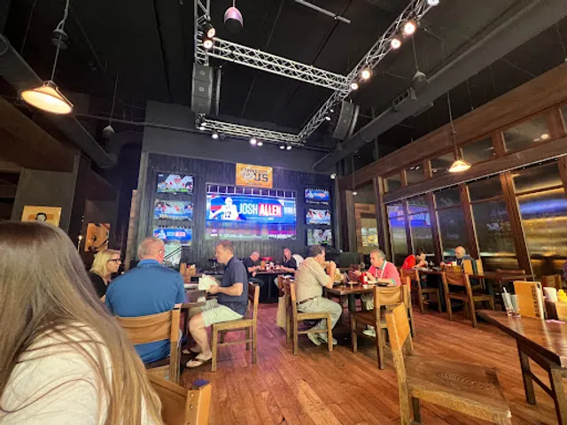 Barlines at the Omni Nashville Hotel