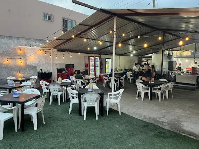 Tacos y Hamburguesas Chess