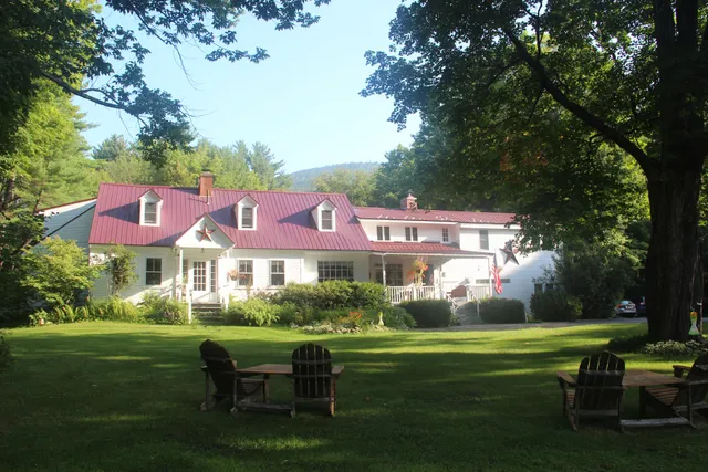 Buttonwood Inn on Mount Surprise