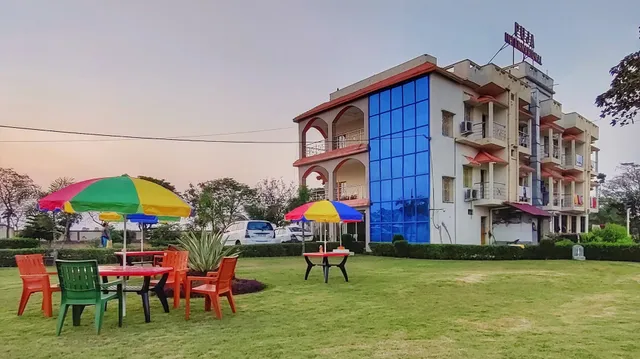 Puja International Hotel