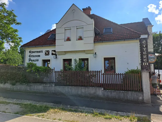 Gyarmati Restaurant & Pension