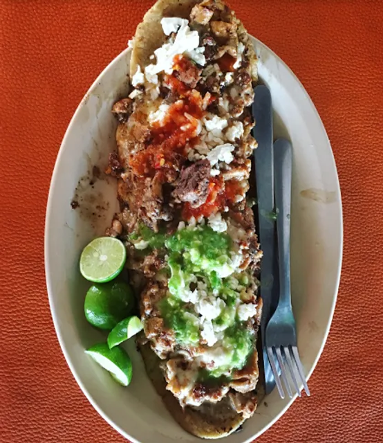 Mixiotes y Queso-Carnes Don Luis. Suc. PIBQ