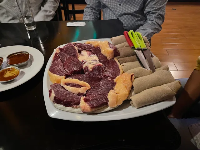 Noah Bar & Restaurant