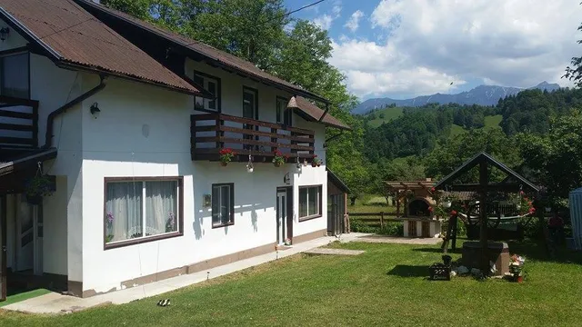 Casa cu Semineu din Moeciu