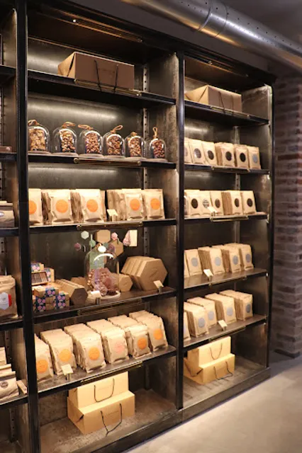 Le Chocolat Alain Ducasse, Le Comptoir Cler