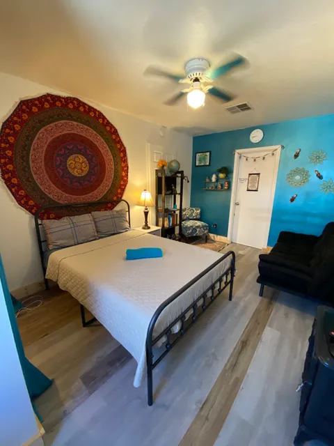 Private Cozy Guest Room