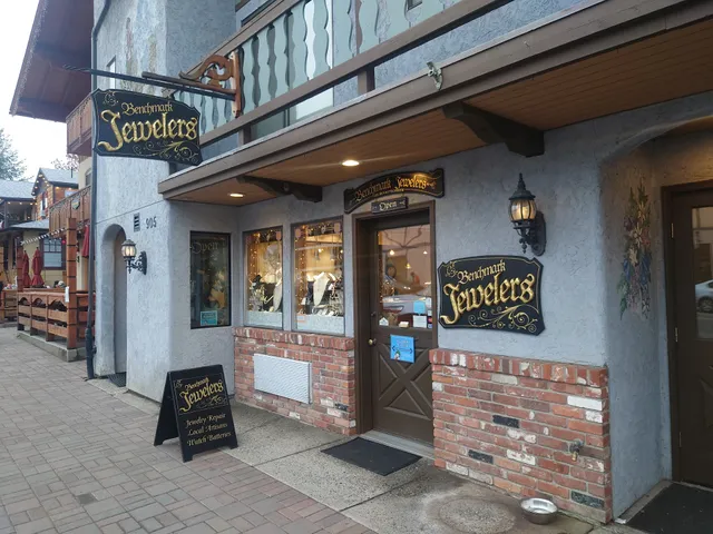 Benchmark Jewelers
