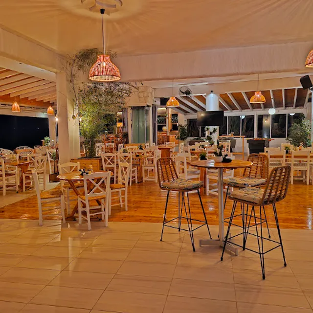 Santa Barbara Kostas Lakis Restaurant Cafe Bar