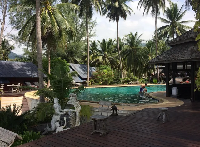 Chaloklum Bay Resort