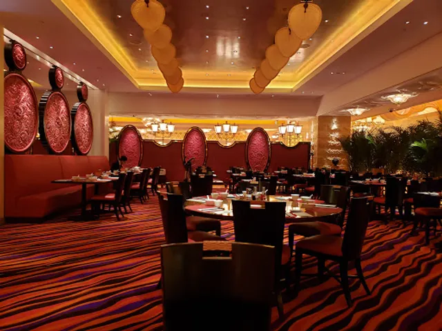 Red 8 Wynn Palace Branch