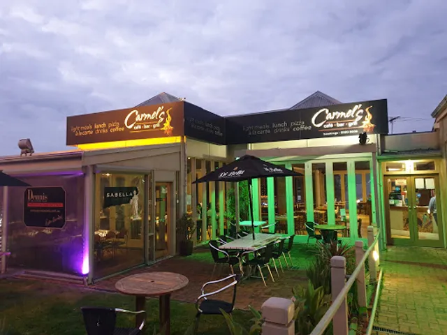 Carmel's Cafe Bar and Grill