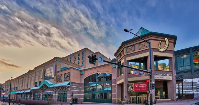 Horseshoe Black Hawk - A Caesars Rewards Destination