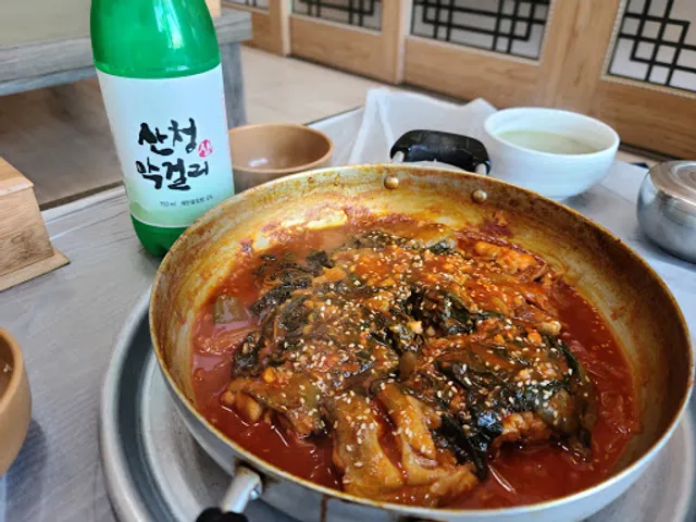강변식당