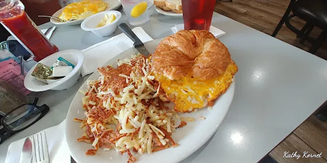 Gabriel's Cafe & Grill