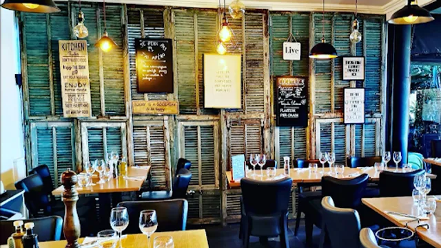 Les Voiles De Théoule