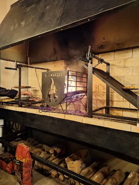 PIZZARIA E PARRILLA LAS BRASAS