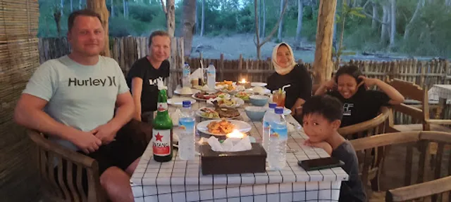 Tip of the Tongue Warung