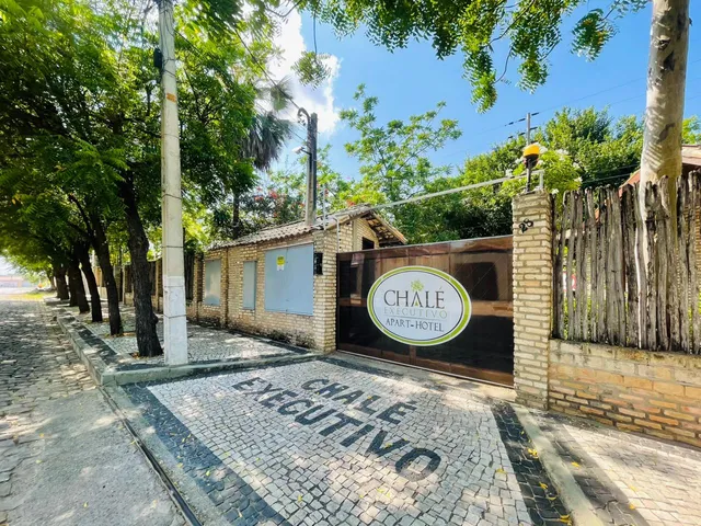 Chalés Executivos Ltda