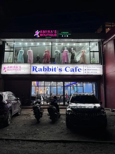 Rabbits Cafe