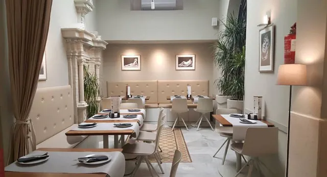 El Pasaje Santa María la Blanca