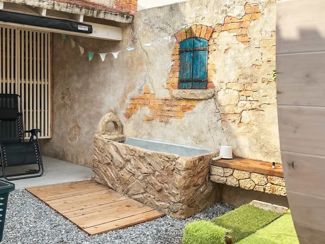 QUAN Sea Vista Retreat & Sauna