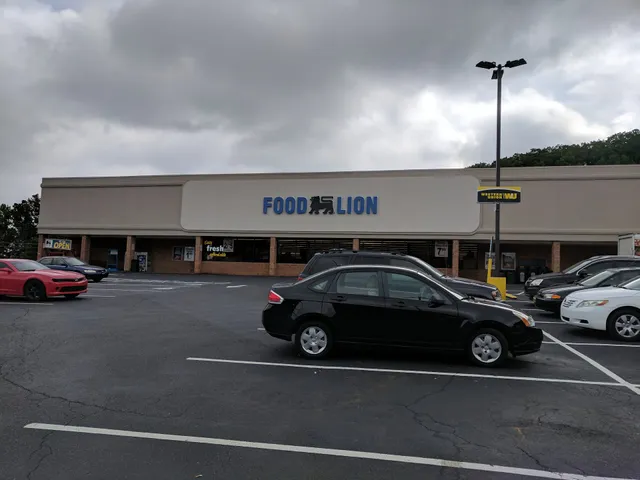 Oakie Mountain Shopping Center