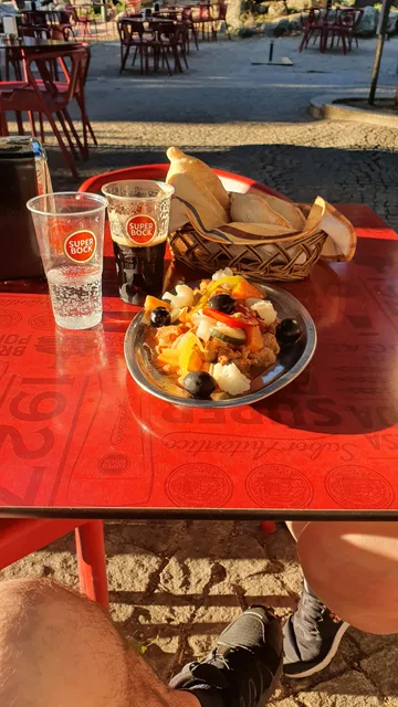 Bar da Praia Fluvial de Loriga