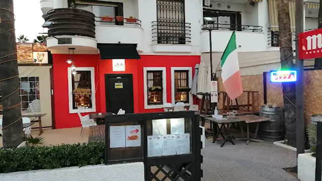 Tremonti Pizzeria Cremerie