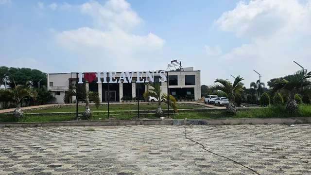 Heavens Hotel And Resort
