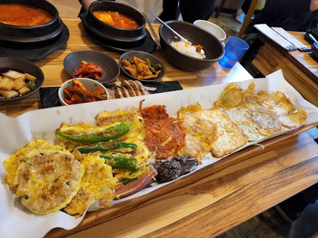 Gyodong Jeon-seonsaeng Jamsil