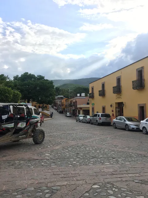 Aventúrate Sierra Gorda