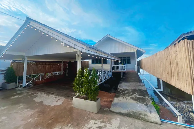 Terrace House บางแสน