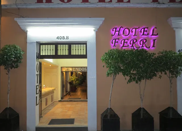 Hotel Ferri
