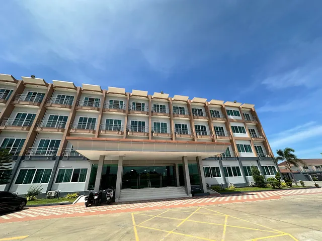 โรงแรมโอทู ลพบุรี O2 Hotel Lopburi