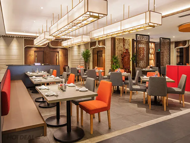 CRYSTAL JADE KITCHEN