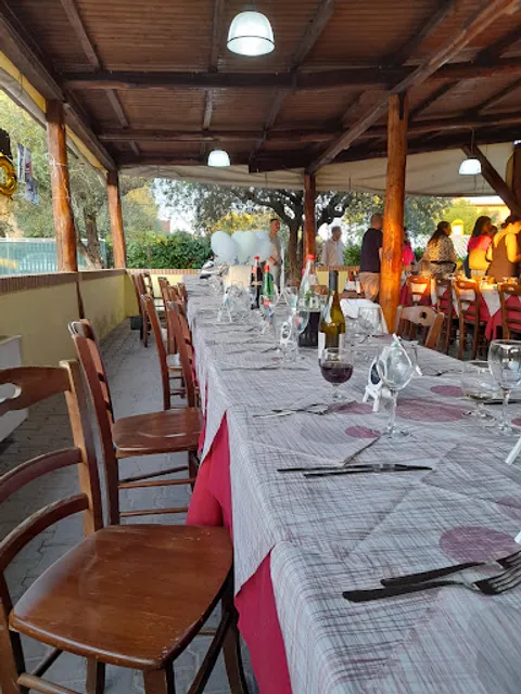 Pizzeria- Ristorante dal 1982 "Le Isole Aprilia"