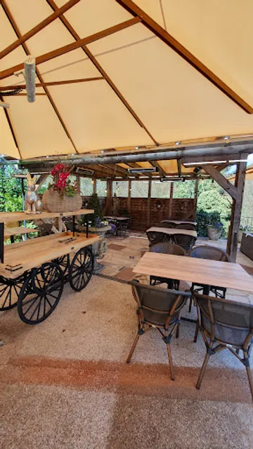 FeinFruchtig Wein-Bistro