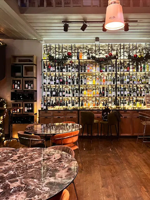 Mediterraneo wine & deli